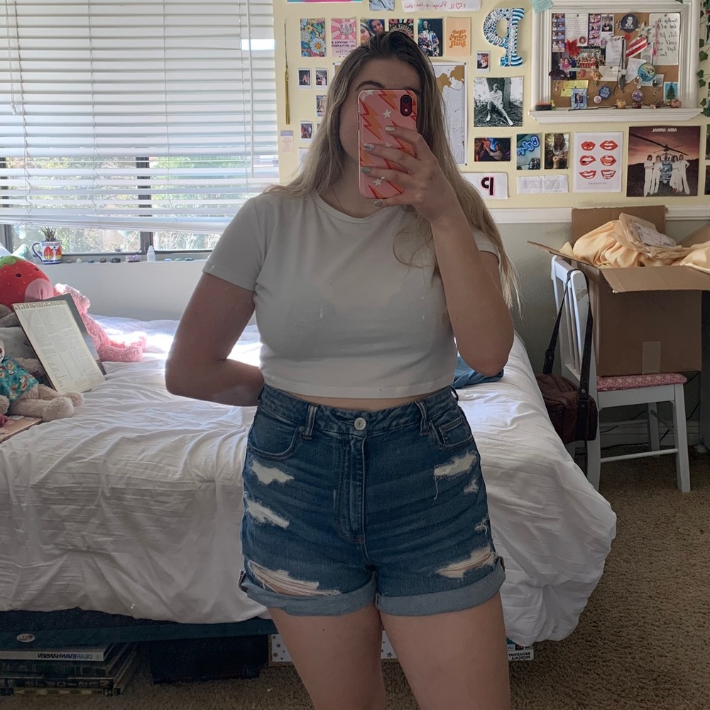 curvy hi-rise aeo shorts!!